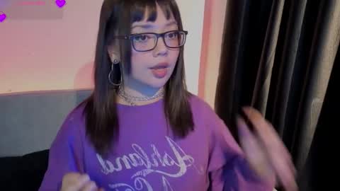 Snapshot of missy_taylor_ chatting on 11.29.25 Missy online show from 11.29.25