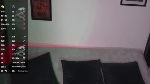 Snapshot of missy_taylor_ chatting on 01.12.26 Missy online show from 01.12.26