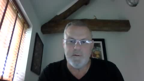 Snapshot of misterblivs chatting on 11.15.25 Misterblivs online show from 11.15.25