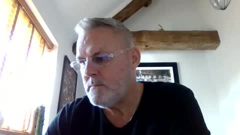 Snapshot of misterblivs chatting on 04.08.26 Misterblivs online show from 04.08.26