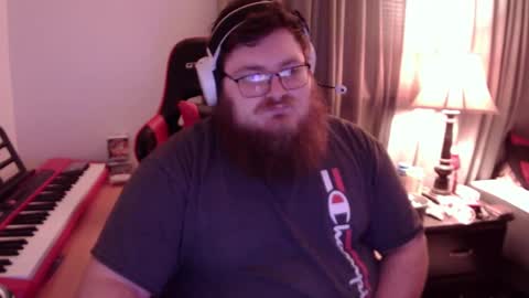 Snapshot of mistermac935 chatting on 02.11.25 mistermac935 online show from 02.11.25