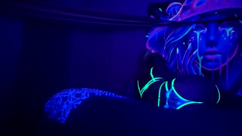 Snapshot of mistitwilight chatting on 11.01.25 misti twilight online show from 11.01.25