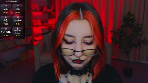 Snapshot of mistress__marcelline chatting on 06.01.26 Marcelline online show from 06.01.26