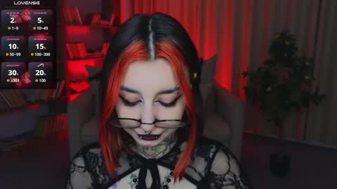 Snapshot of mistress__marcelline chatting on 06.02.26 Marcelline online show from 06.02.26