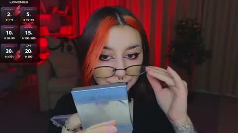 Snapshot of mistress__marcelline chatting on 06.11.26 Marcelline online show from 06.11.26
