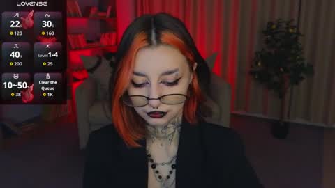 Snapshot of mistress__marcelline chatting on 06.17.26 Marcelline online show from 06.17.26