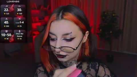 Snapshot of mistress__marcelline chatting on 06.19.26 Marcelline online show from 06.19.26