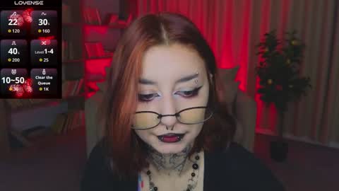Snapshot of mistress__marcelline chatting on 06.26.26 Marcelline online show from 06.26.26