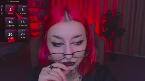 Snapshot of mistress__marcelline chatting on 07.16.26 Marcelline online show from 07.16.26
