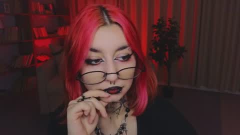 Snapshot of mistress__marcelline chatting on 07.21.26 Marcelline online show from 07.21.26
