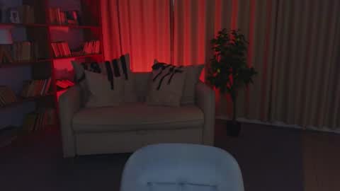 Snapshot of mistress__marcelline chatting on 07.31.26 Marcelline online show from 07.31.26