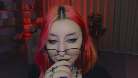 Snapshot of mistress__marcelline chatting on 08.04.26 Marcelline online show from 08.04.26