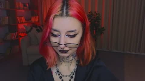Snapshot of mistress__marcelline chatting on 08.05.26 Marcelline online show from 08.05.26