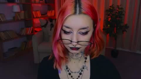 Snapshot of mistress__marcelline chatting on 08.07.26 Marcelline online show from 08.07.26