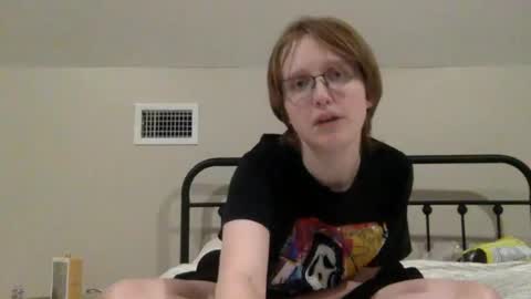Snapshot of mistress_callie chatting on 06.12.26 Lassie Cassie online show from 06.12.26