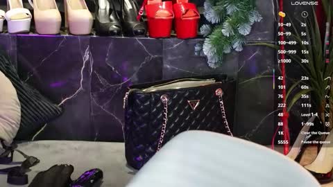 Snapshot of mistress_darsy chatting on 01.18.26 Darsy online show from 01.18.26