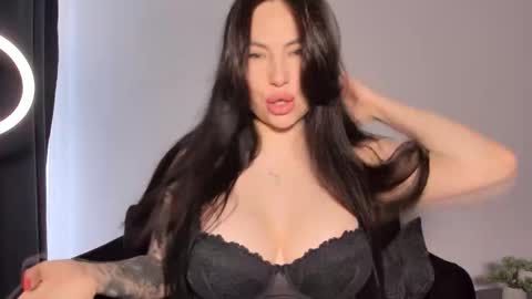 Snapshot of mistress_ninaohnina chatting on 03.15.26 Mistress Nina online show from 03.15.26