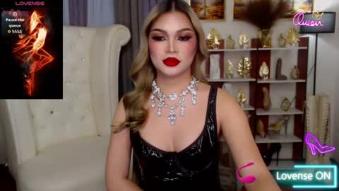 Snapshot of mistressathenna chatting on 07.07.26 mistressathenna online show from 07.07.26