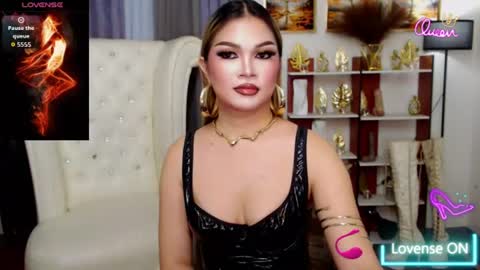 Snapshot of mistressathenna chatting on 07.27.26 mistressathenna online show from 07.27.26