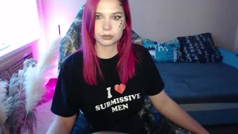 Snapshot of mistressbailey_x chatting on 10.22.25 Miss Bailey online show from 10.22.25
