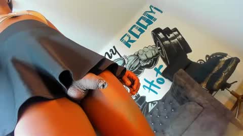 NAHOMY  online show from 11.22.25