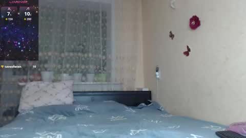 Snapshot of mistresscaro chatting on 11.30.25 mistresscaro online show from 11.30.25