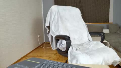 Snapshot of mistressellie chatting on 01.07.26 MitressEllie--Your Bratty Miss online show from 01.07.26