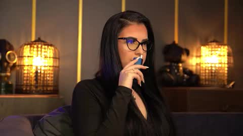 Snapshot of mistresskellykent chatting on 02.05.26 Mistress Kelly online show from 02.05.26