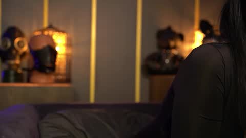 Snapshot of mistresskellykent chatting on 02.16.26 Mistress Kelly online show from 02.16.26