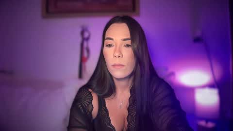 Snapshot of mistresslavinia_ chatting on 01.09.26 only mistresslavinia oficial online show from 01.09.26