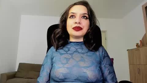 Snapshot of mistressmichelle5 chatting on 12.16.24 YourGoddessM online show from 12.16.24