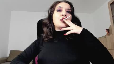 Snapshot of mistressmichelle5 chatting on 02.17.25 YourGoddessM online show from 02.17.25