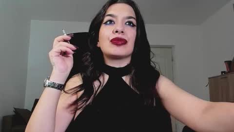 Snapshot of mistressmichelle5 chatting on 09.14.25 YourGoddessM online show from 09.14.25