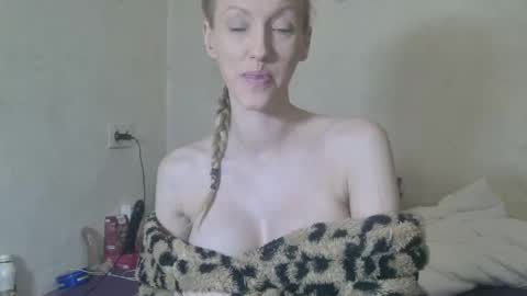 Snapshot of mistressmilly32 chatting on 02.08.26 mistressmilly32 online show from 02.08.26