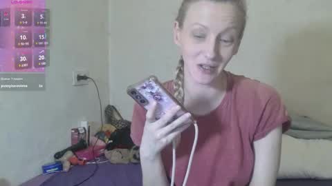 Snapshot of mistressmilly32 chatting on 02.13.26 mistressmilly32 online show from 02.13.26