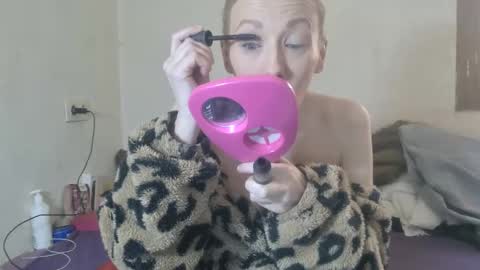 Snapshot of mistressmilly32 chatting on 02.20.26 mistressmilly32 online show from 02.20.26