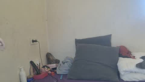 Snapshot of mistressmilly32 chatting on 02.21.26 mistressmilly32 online show from 02.21.26