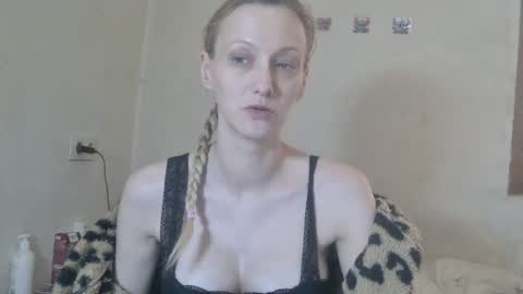 Snapshot of mistressmilly32 chatting on 02.24.26 mistressmilly32 online show from 02.24.26
