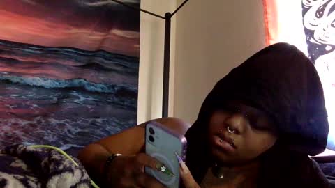 Snapshot of mistressmystii chatting on 01.05.25 Mistress Mystii online show from 01.05.25