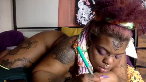 Snapshot of mistressmystii chatting on 01.23.25 Mistress Mystii online show from 01.23.25