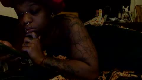 Snapshot of mistressmystii chatting on 11.10.25 Mistress Mystii online show from 11.10.25