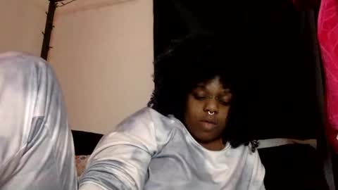 Snapshot of mistressmystii chatting on 11.28.25 Mistress Mystii online show from 11.28.25