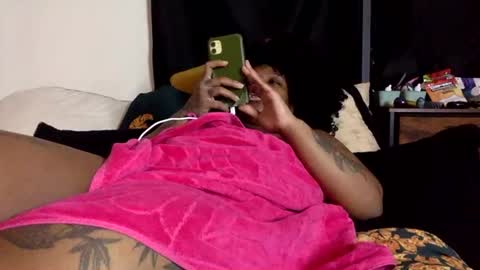 Snapshot of mistressmystii chatting on 01.14.26 Mistress Mystii online show from 01.14.26