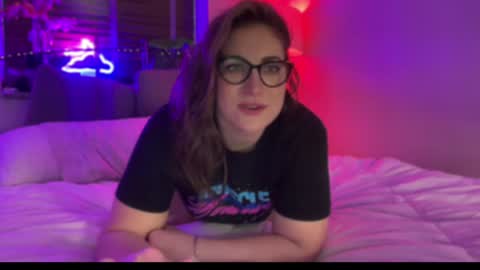 Snapshot of mistresssx chatting on 12.16.24 Miss X online show from 12.16.24