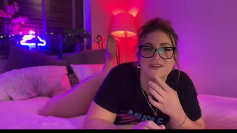 Snapshot of mistresssx chatting on 02.22.25 Miss X online show from 02.22.25