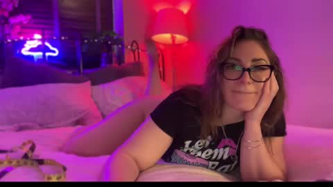 Snapshot of mistresssx chatting on 02.25.25 Miss X online show from 02.25.25