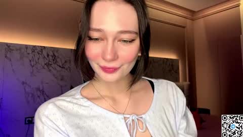 misty_roseee online show from 01.04.25