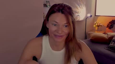 Snapshot of mistybarnes chatting on 05.17.26 MistyBarnes NONUDE MODEL online show from 05.17.26