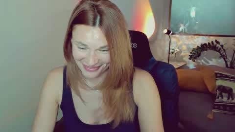 Snapshot of mistybarnes chatting on 05.30.26 MistyBarnes NONUDE MODEL online show from 05.30.26
