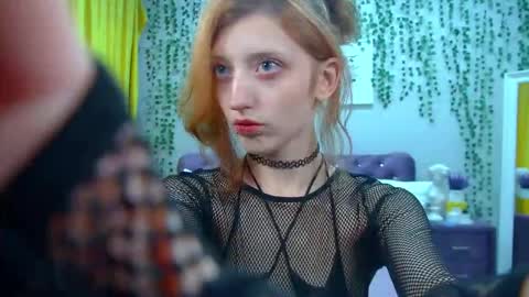 Snapshot of mistymarlow chatting on 10.13.25 Misty online show from 10.13.25